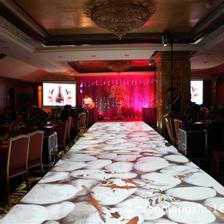 沉浸式互動新體驗 青島商場、游戲廳與展館的互動投影應用